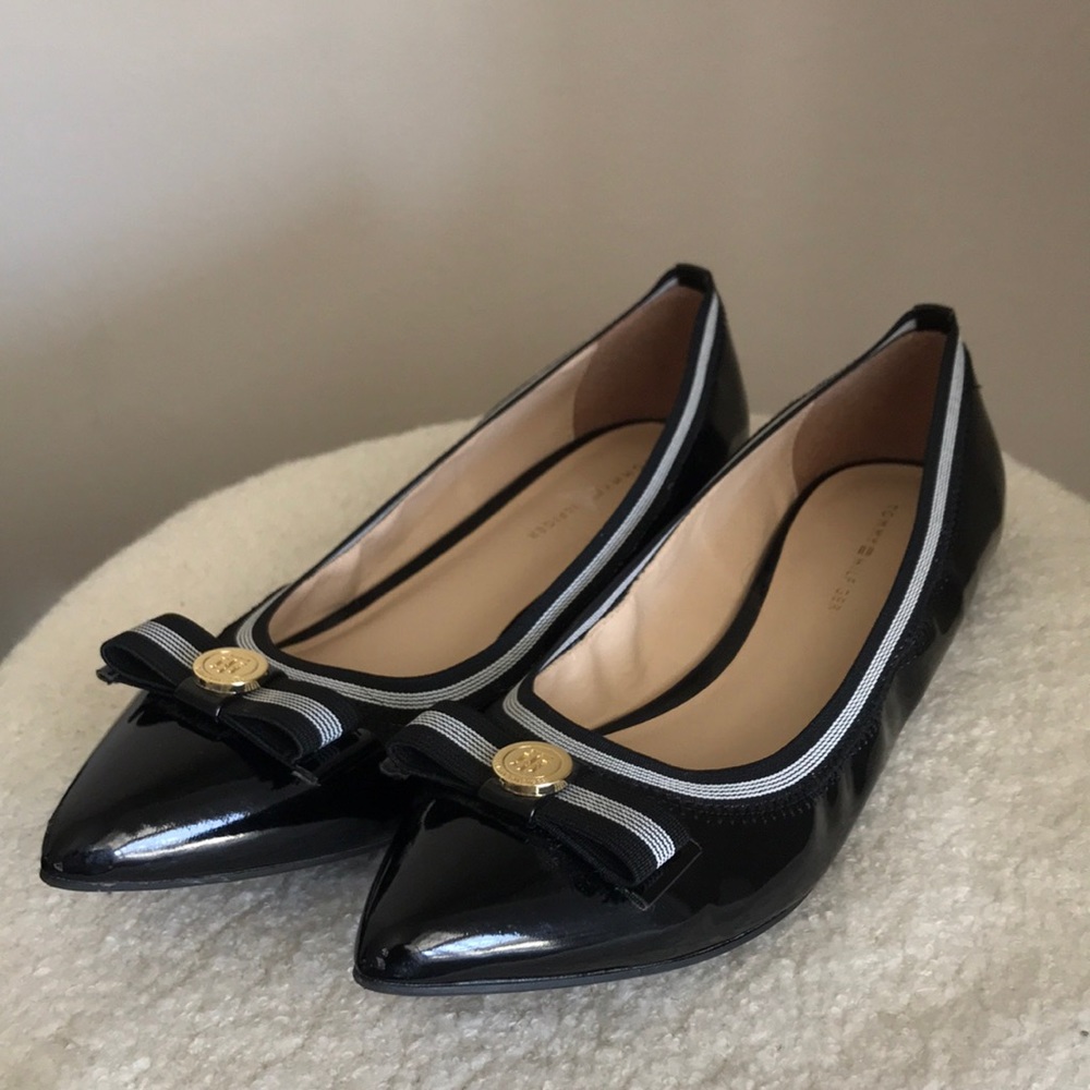 Tommy Hilfiger Flats 🍾